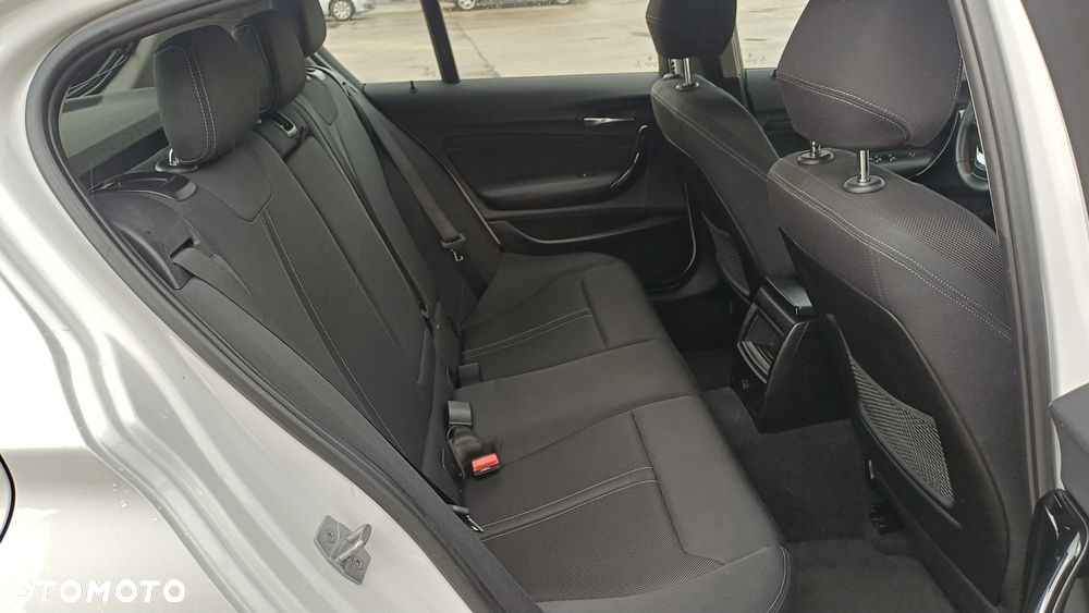 BMW Seria 1 118i - 29