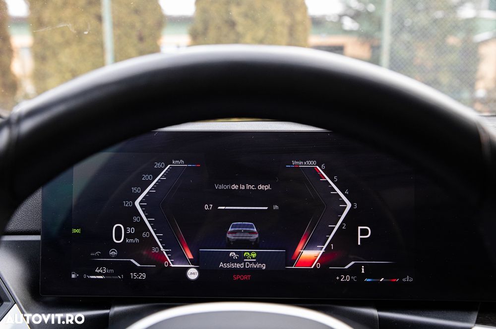 BMW Seria 3 320d xDrive AT MHEV - 37