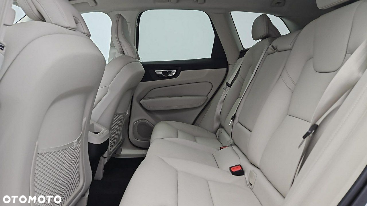 Volvo XC 60 - 22