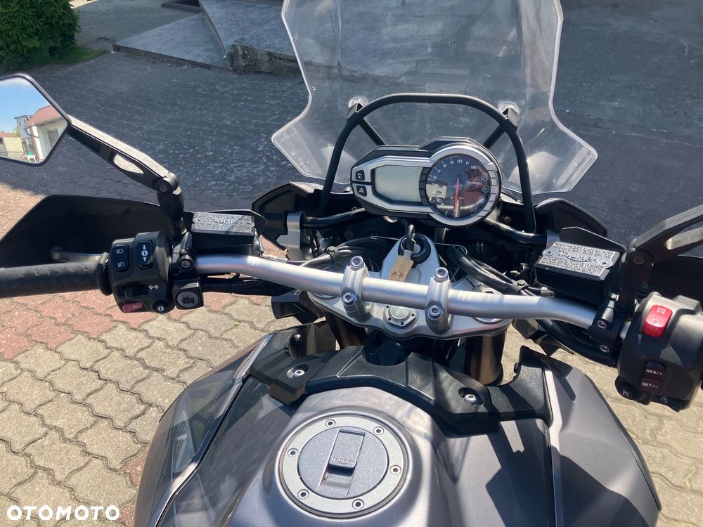 Triumph Tiger - 7