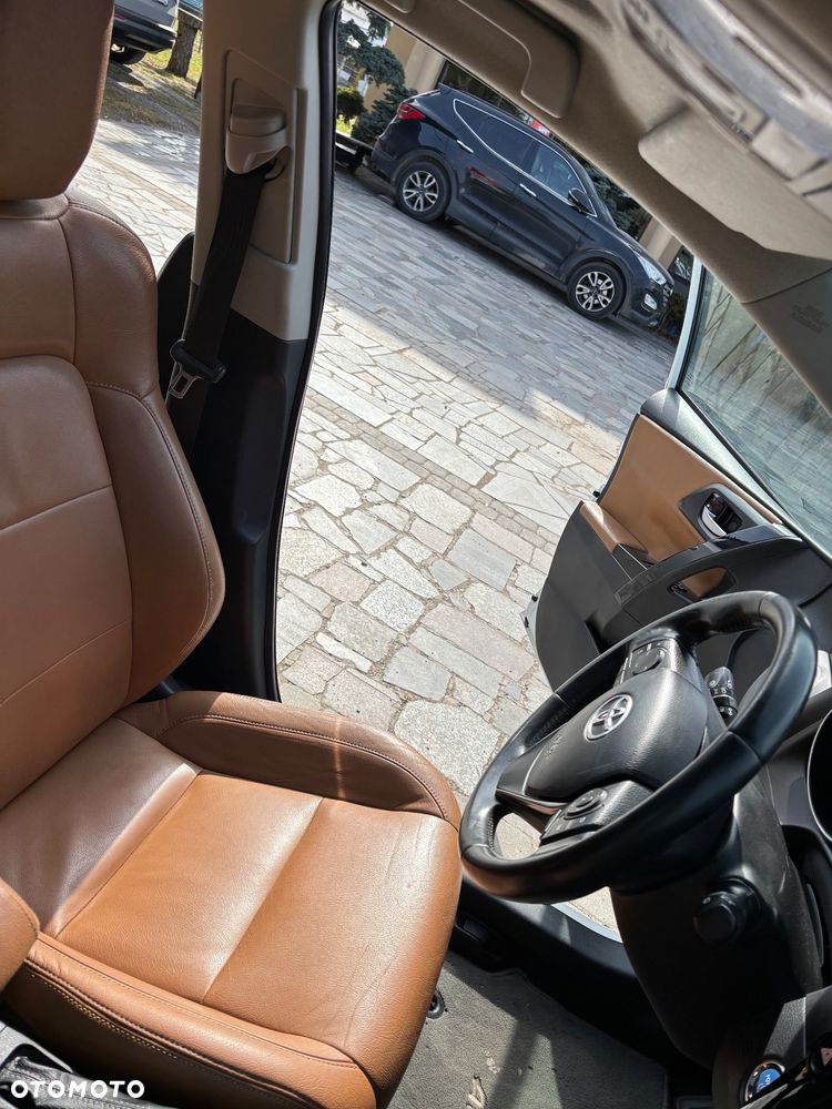Toyota Auris - 33