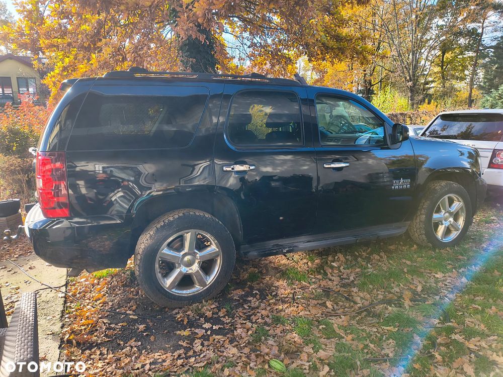 Chevrolet Tahoe - 14