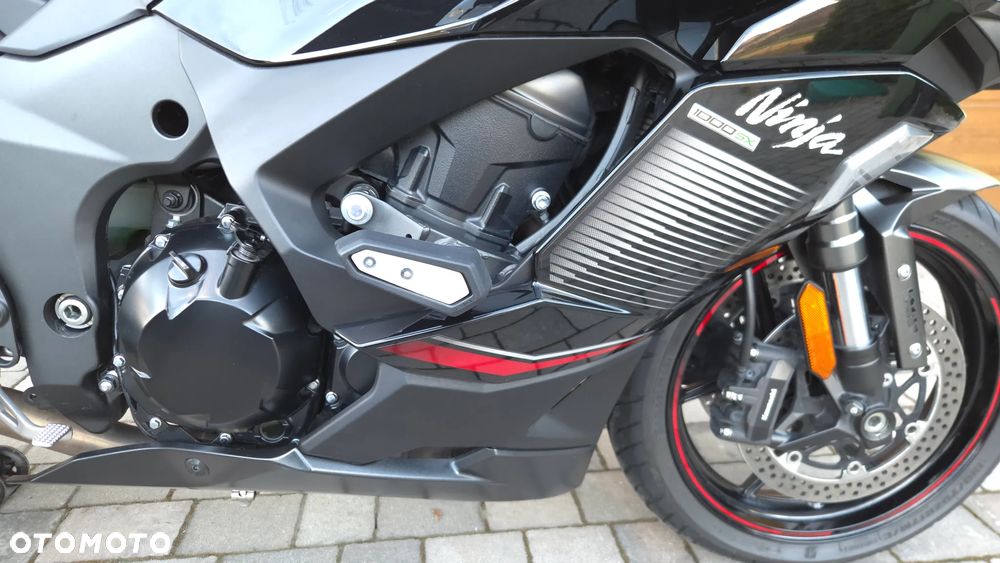 Kawasaki Ninja 1000 SX - 18