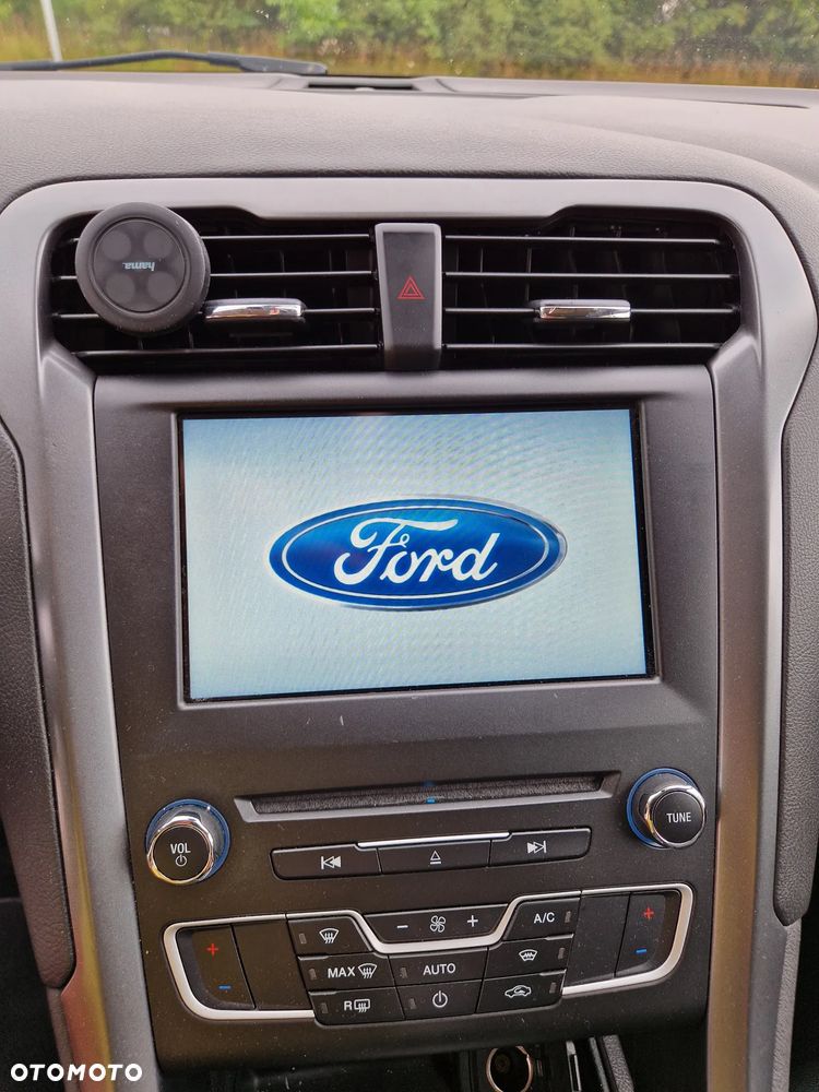 Ford Mondeo 2.0 Hybrid Titanium - 12