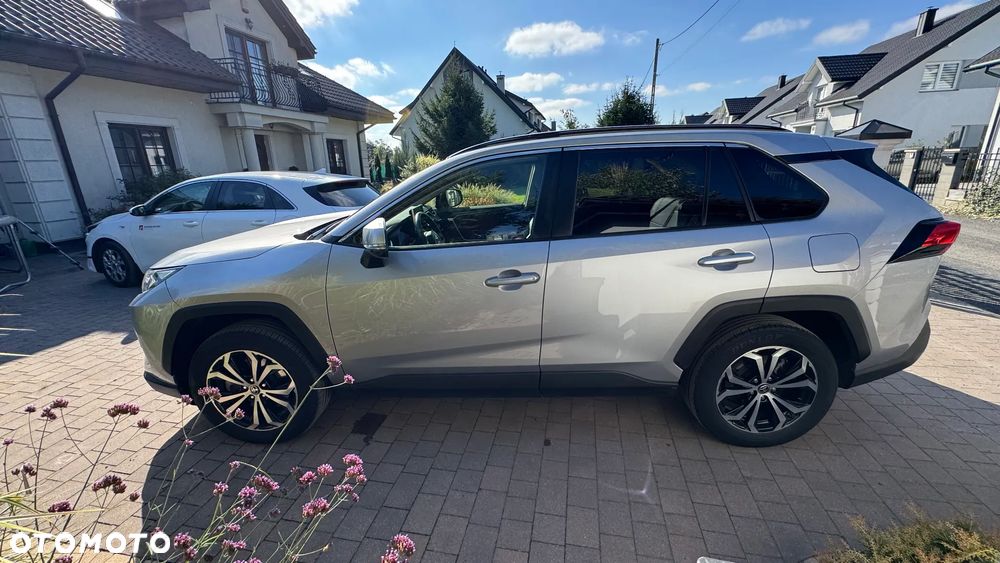 Toyota RAV4 - 6