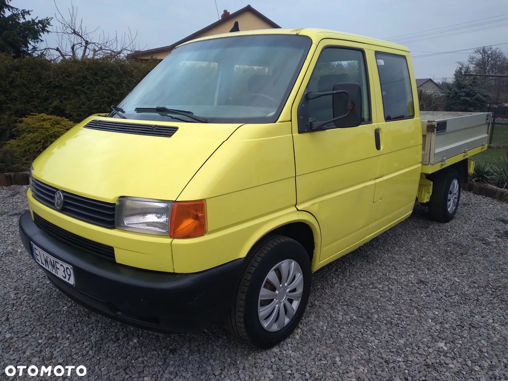 Volkswagen Transporter - 1