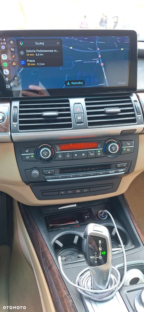 BMW X5 4.8i - 17