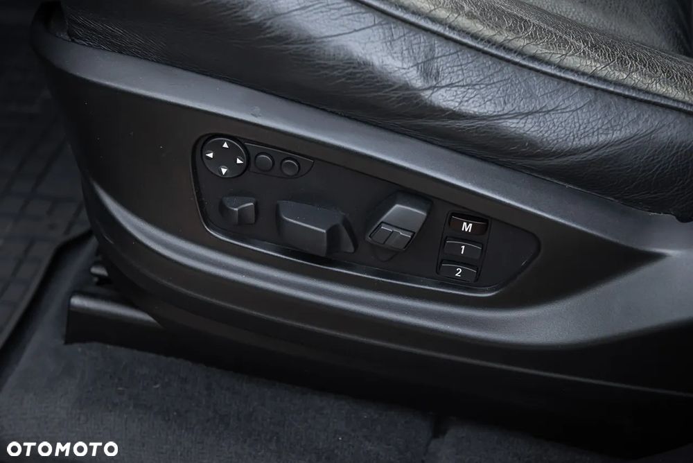 BMW X5 xDrive30d - 19