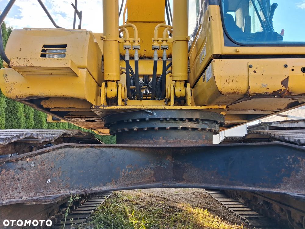 Komatsu PC210LC-8 - 16