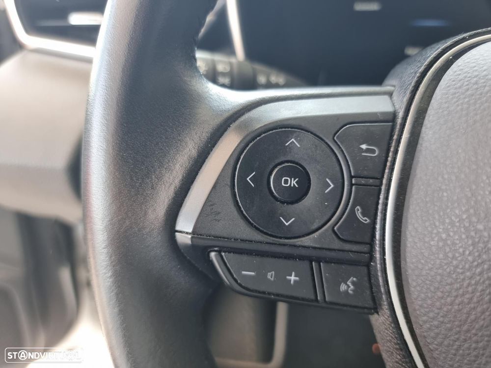Toyota Corolla 1.8 Hybrid Comfort - 22
