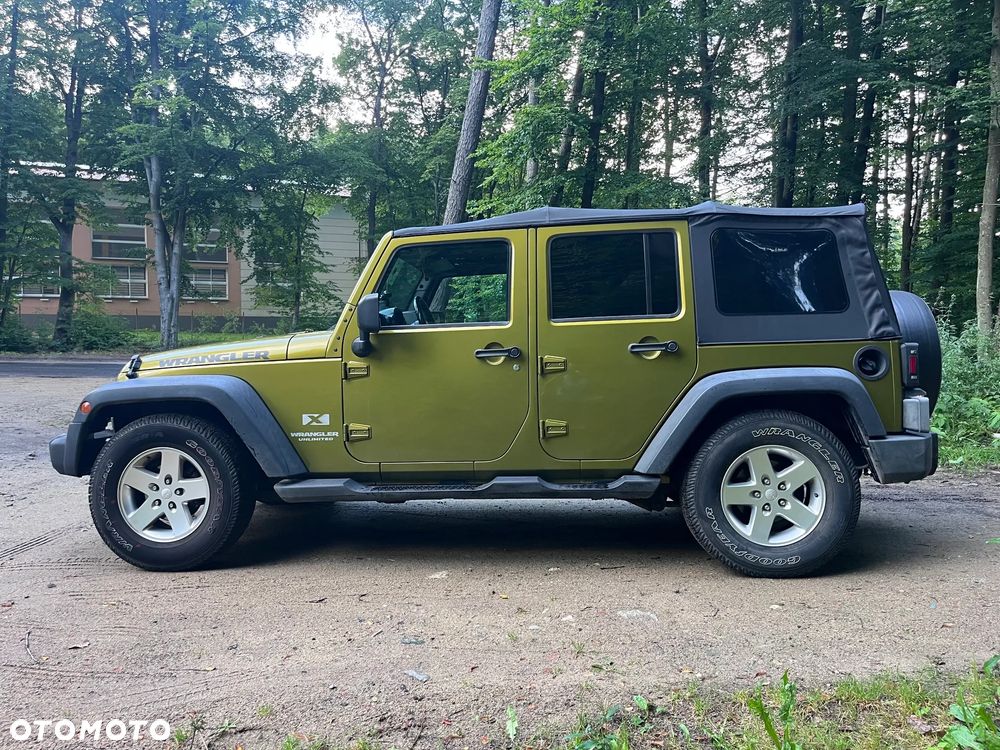 Jeep Wrangler Unlimited 3.8 Automatik Sahara - 7