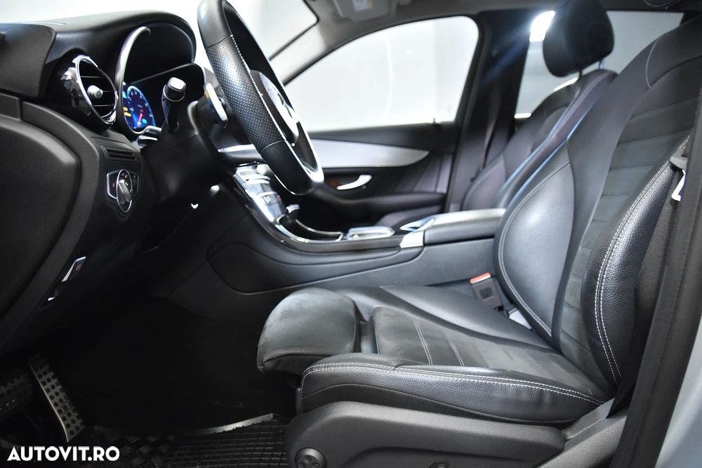 Mercedes-Benz GLC - 25