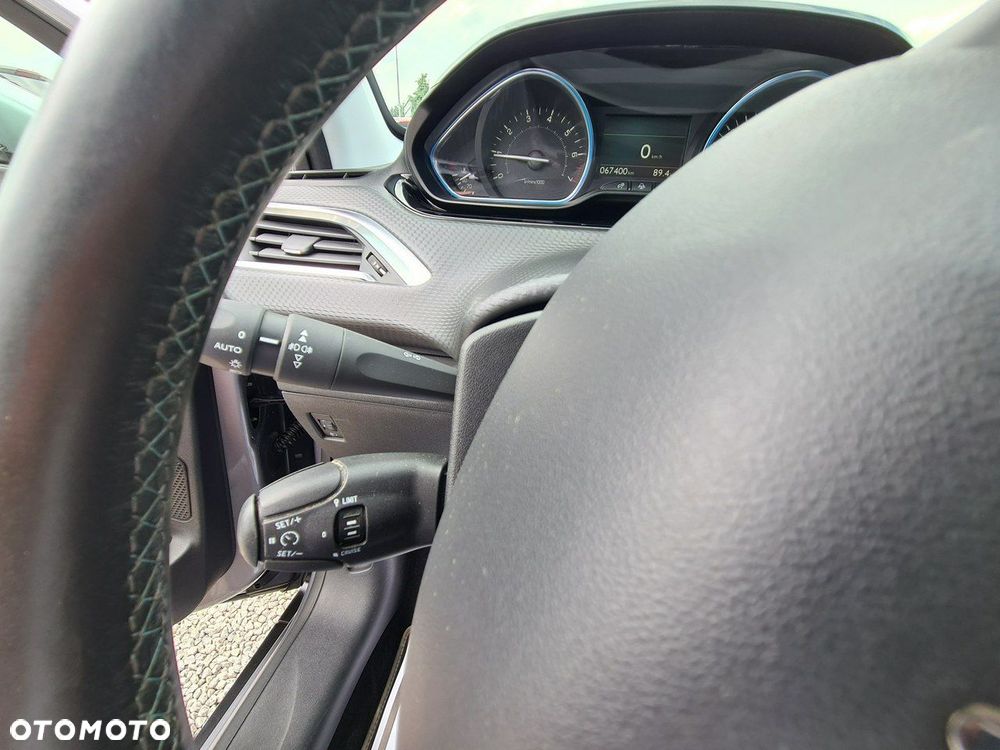 Peugeot 2008 1.2 Pure Tech GPF Crossway S&S - 20