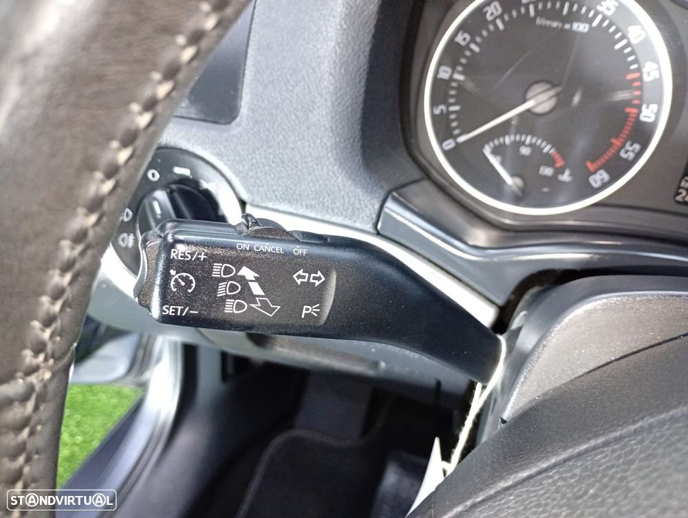 Skoda Octavia 1.9 TDI Sportline - 18