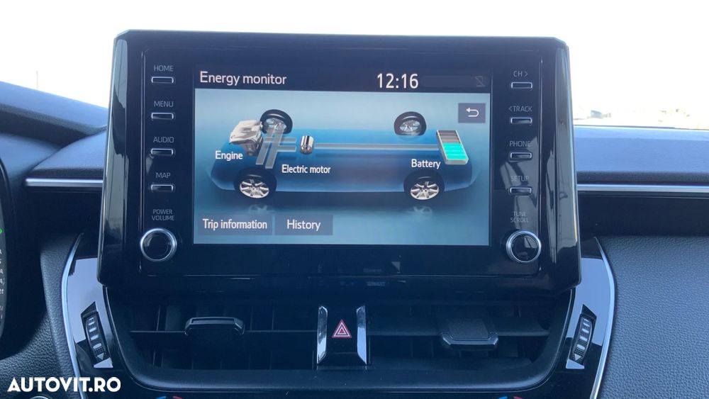 Toyota Corolla 1.8 HSD Eco - 18