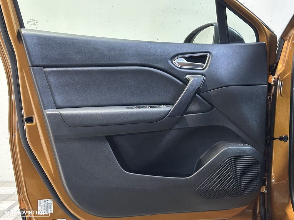 Renault Captur - 25