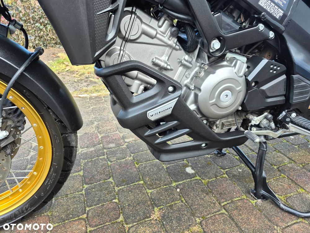 Suzuki V-STROM - 9