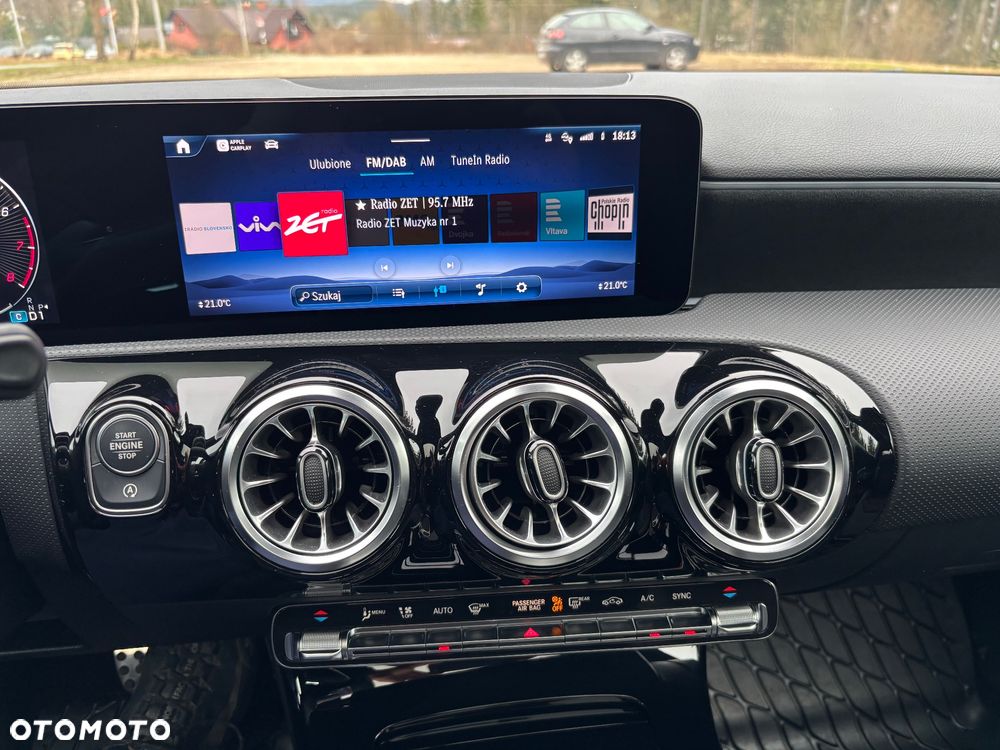 Mercedes-Benz Klasa A 220 4-Matic AMG Line 7G-DCT - 20