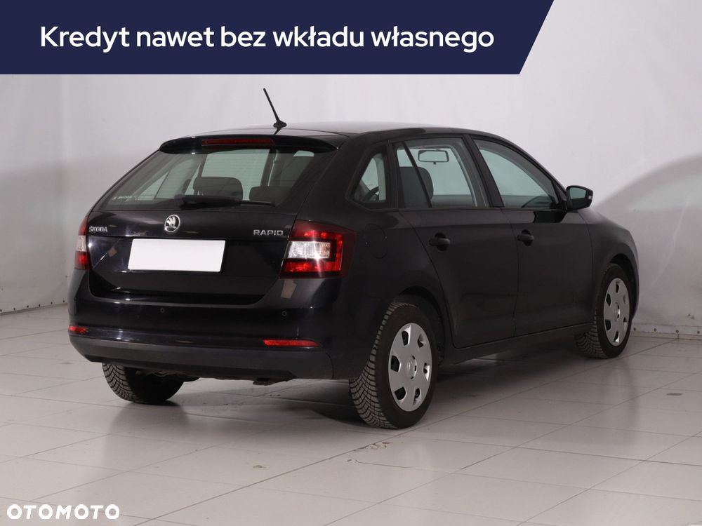 Skoda RAPID - 7