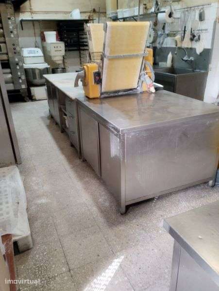 Vendo parte de sosiadade de pastelaria e padaria com fabrico próprio - Grande imagem: 2/8