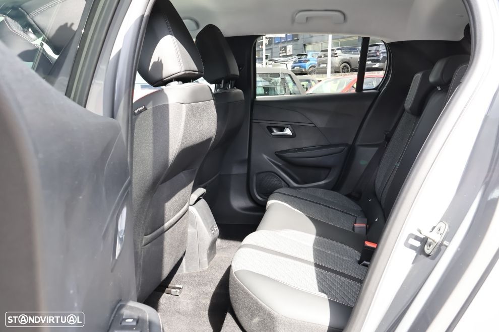 Peugeot 208 1.2 PureTech Allure - 16