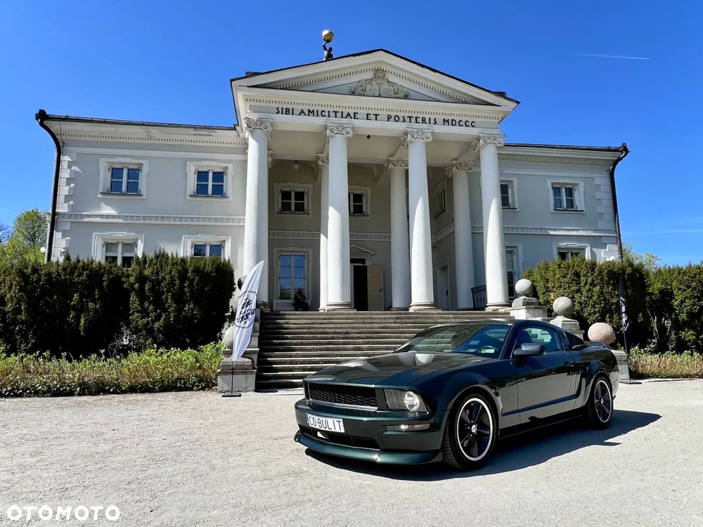 Ford Mustang - 1