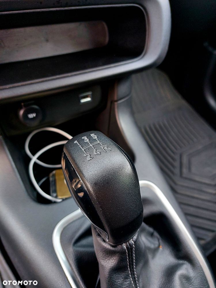 Citroën C3 1.2 PureTech Shine - 16