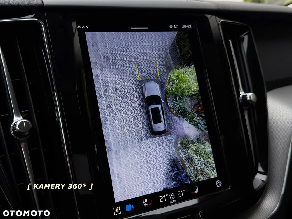 Volvo XC 60 B5 B AWD Geartronic RDesign - 24