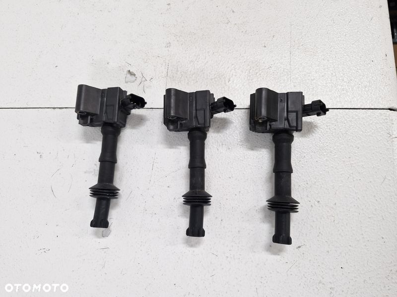 PEUGEOT 308 II 2 T9 DS3 CROSSBACK 1.2 THP CEWKI ZAPŁONOWE 3 SZT KOMPLET CEWKA 9808653680 - 1
