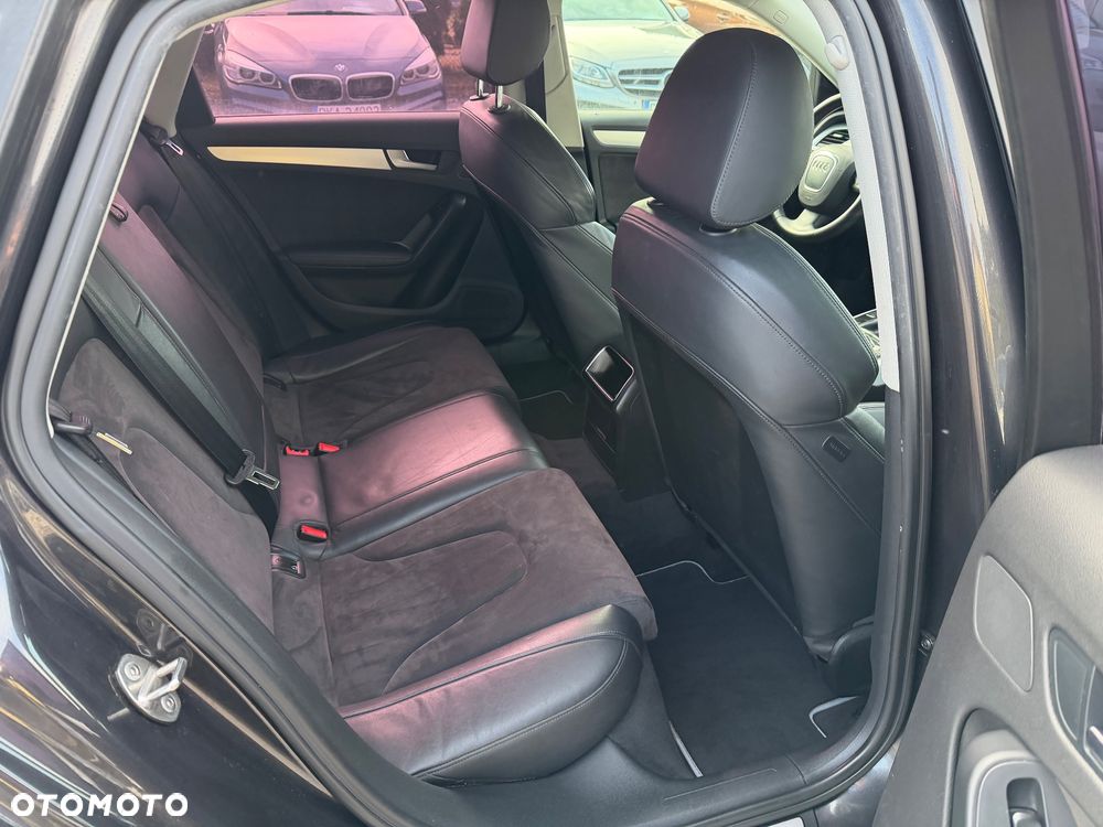 Audi A4 Limousine - 30