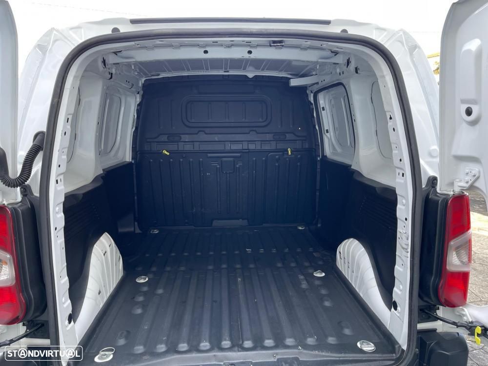 Toyota Proace PROACE CITY 1.5 D-4D (102CV) - 11