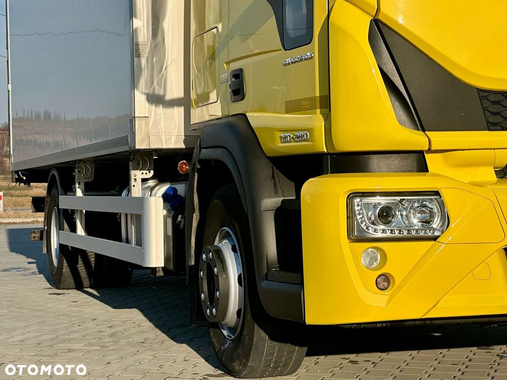 Iveco EUROCARGO 160-280 / CHŁODNIA / 6.1 M DŁUGOŚCI / 15 EUROPALET / AUTOMAT / SYPIALKA / NISKI PRZEBIEG / 16 TON DMC / CARRIER SPALINOWO - ELEKTRYCZNY / 2018 ROK - 14