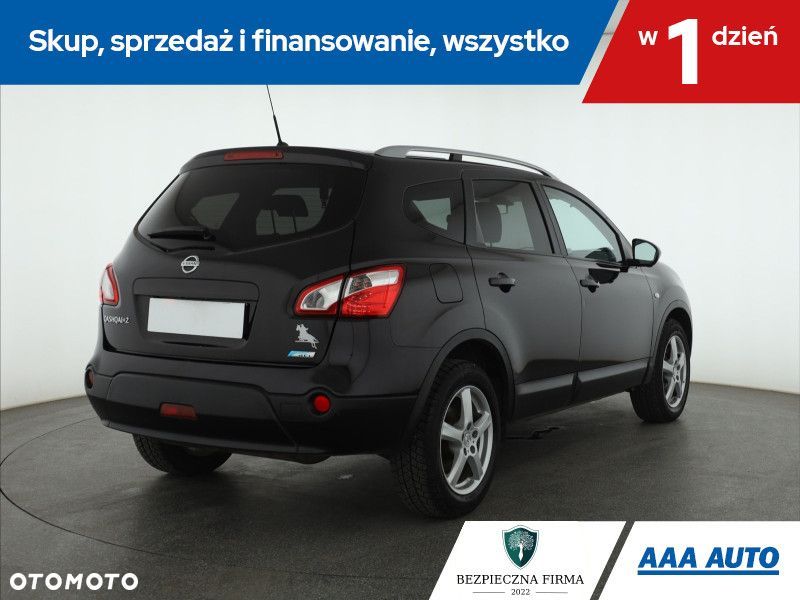 Nissan Qashqai+2 - 7