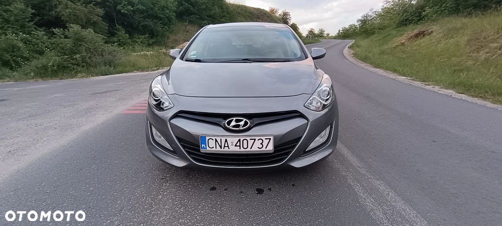 Hyundai i30 1.4 Fifa World Cup Edition - 23