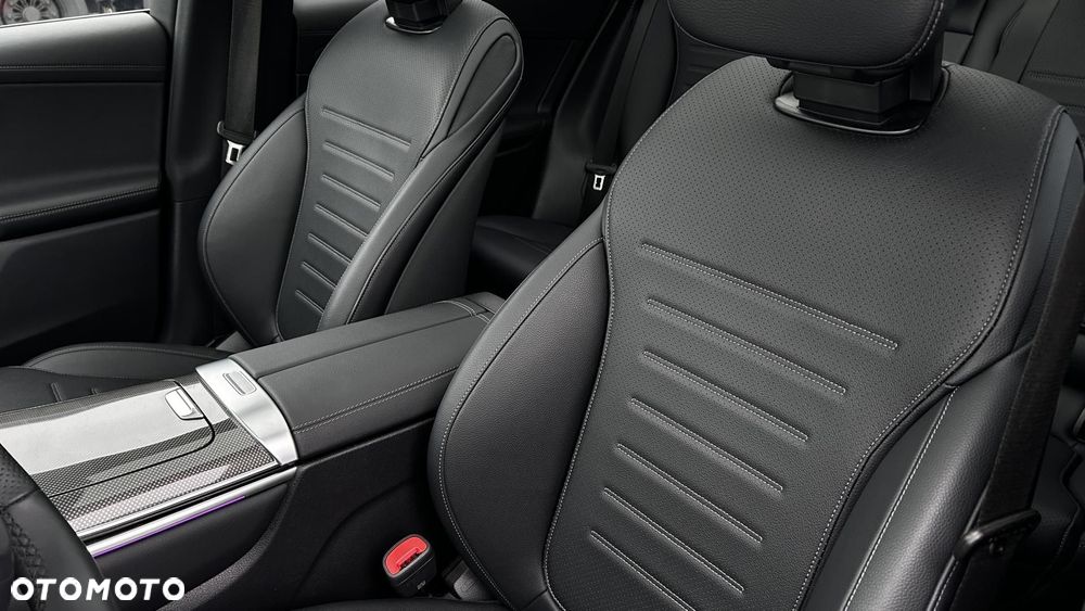 Mercedes-Benz GLC - 14