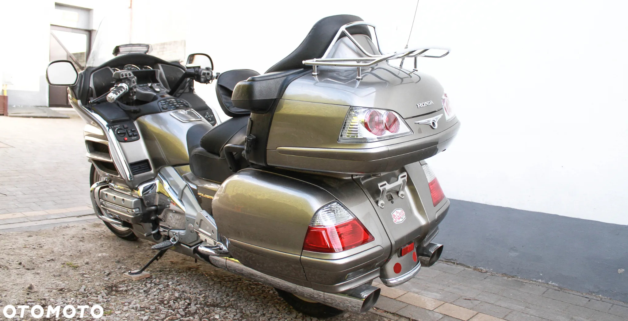 Honda GL - 4