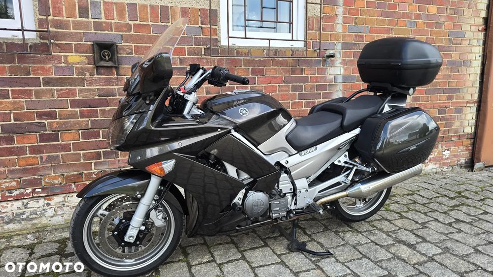 Yamaha FJR - 3