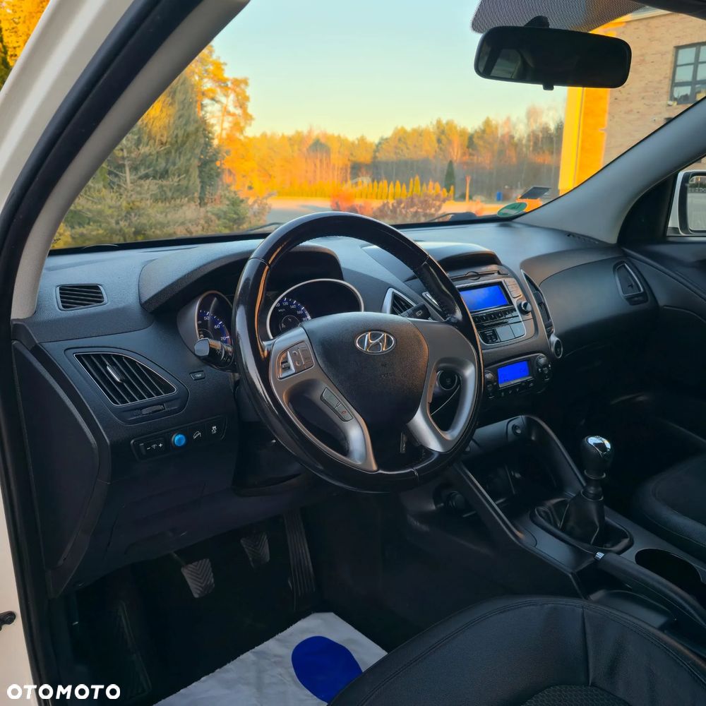 Hyundai ix35 - 12