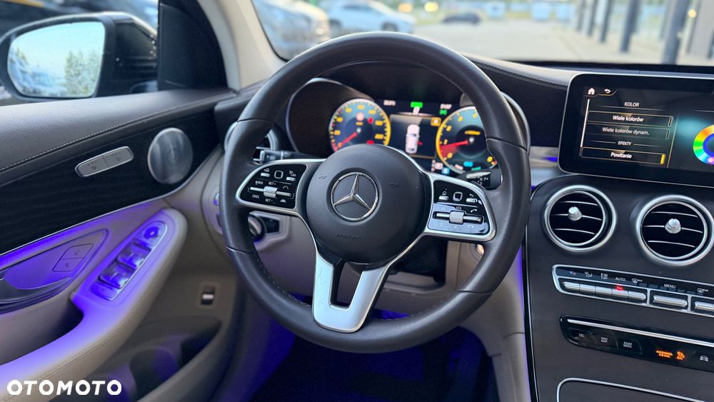 Mercedes-Benz GLC - 26