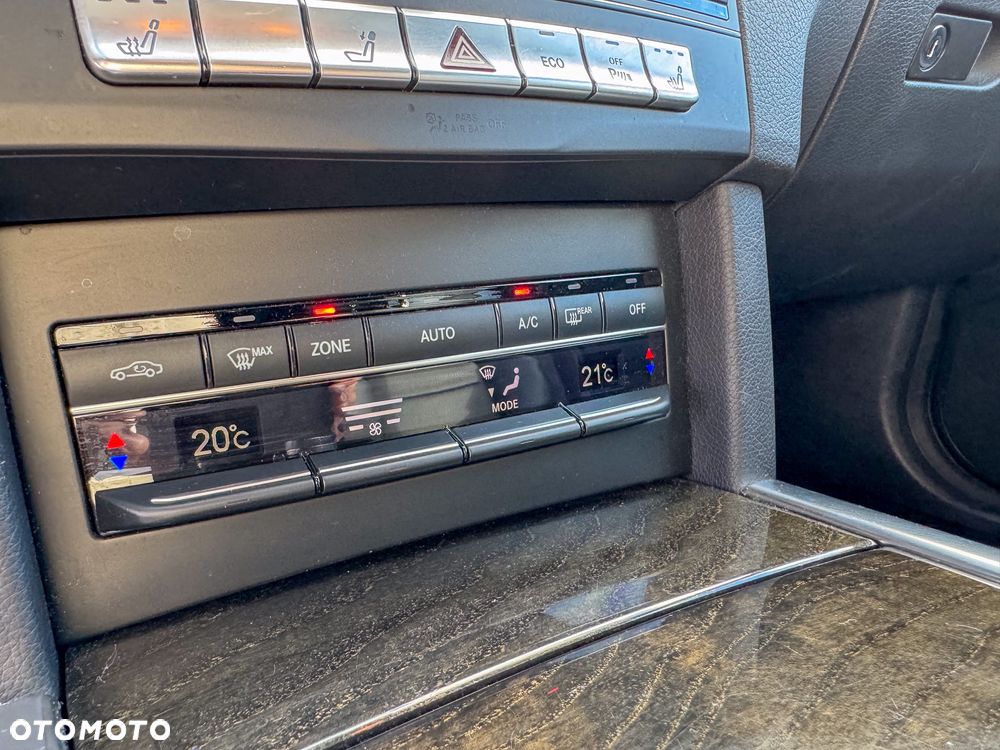 Mercedes-Benz Klasa E - 19