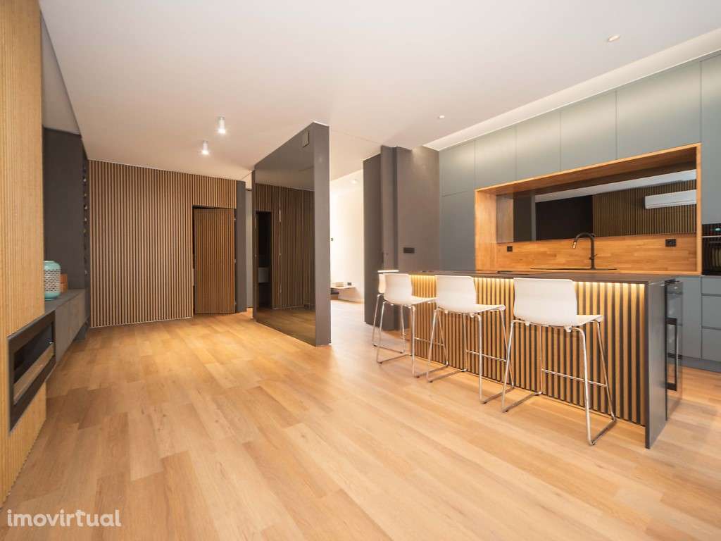 Apartamento Elegante e Contemporâneo no Centro de Algés - Grande imagem: 2/30