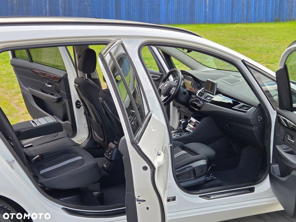 BMW Seria 2 218d Sport-Aut Sport Line - 16