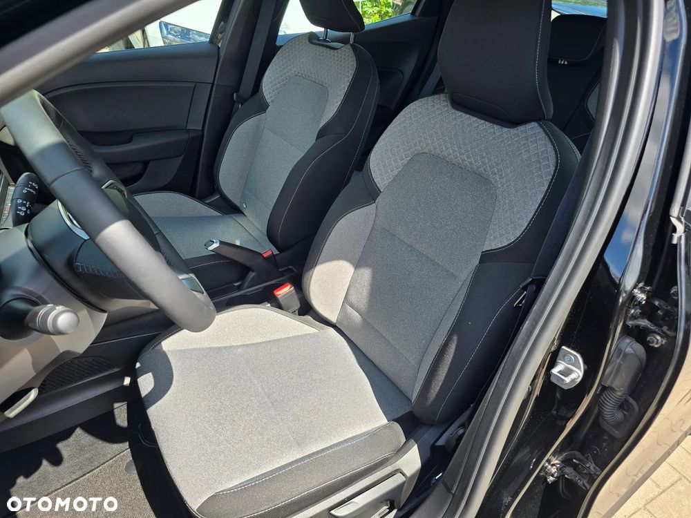 Renault Clio - 12