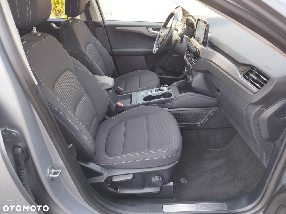 Ford Kuga 2.0 EcoBlue 4x4 TITANIUM - 33