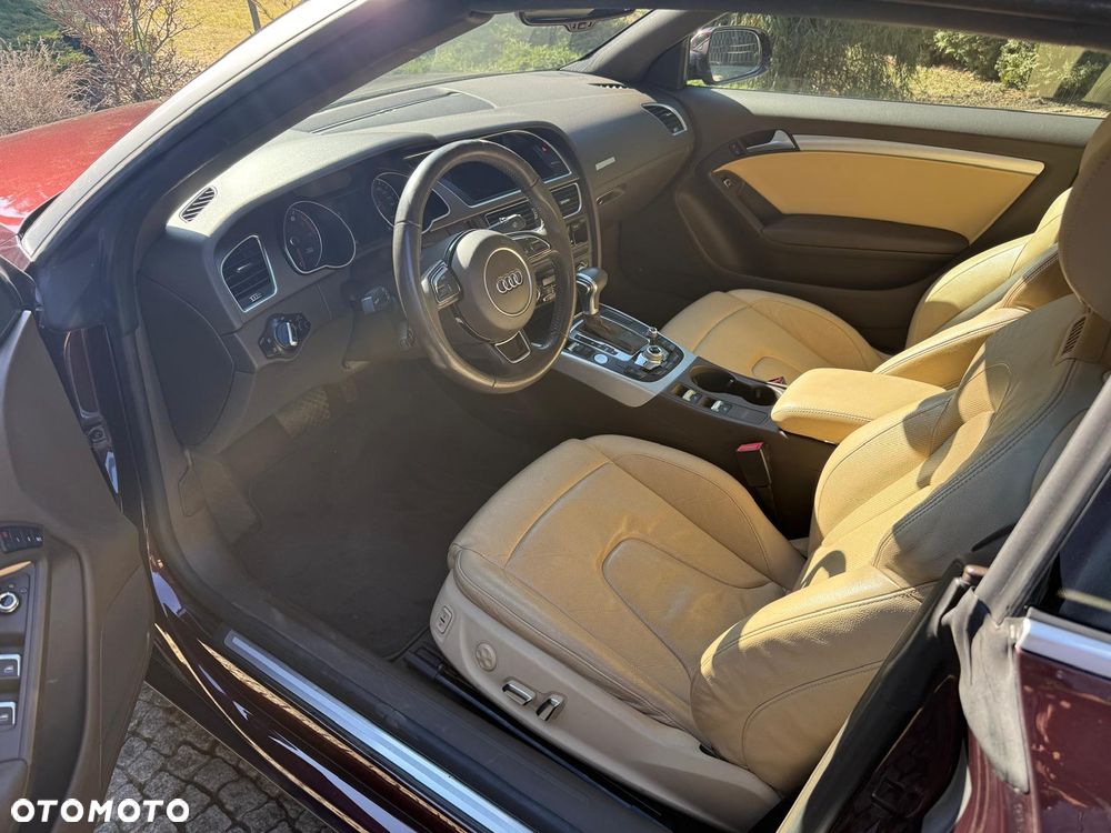 Audi A5 Cabrio - 8