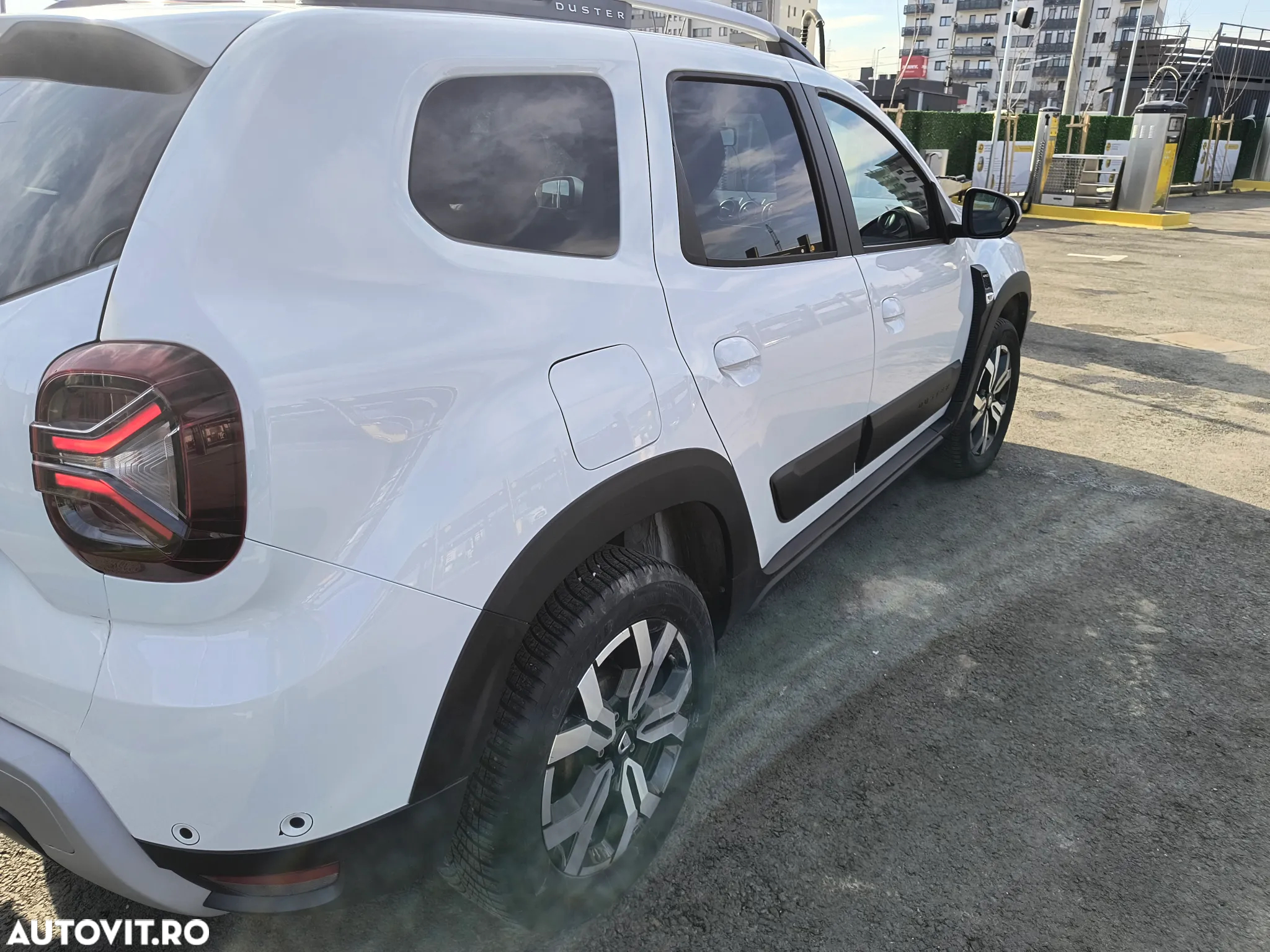 Dacia Duster TCe 150 GPF 4WD Prestige jante 17" - 4