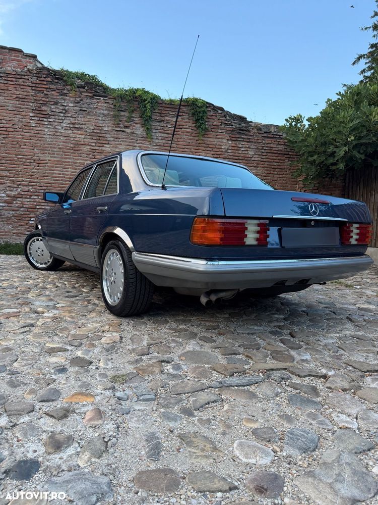 Mercedes-Benz W126 - 3
