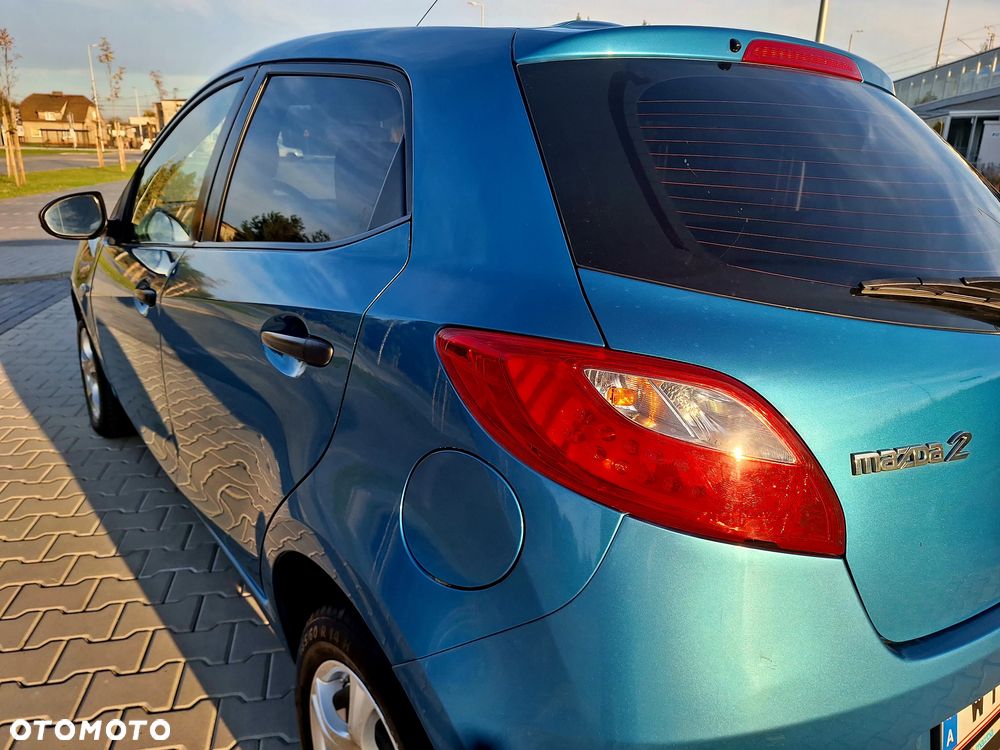 Mazda 2 - 23
