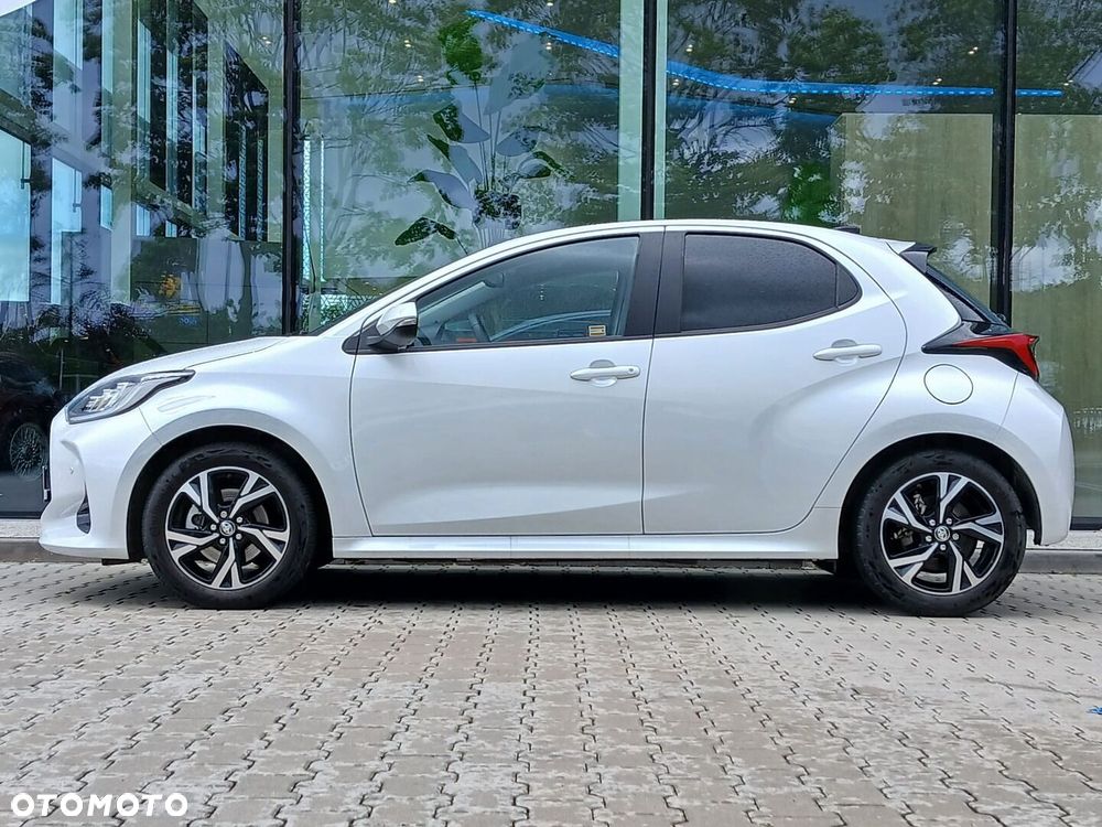Toyota Yaris 2025 photo 3