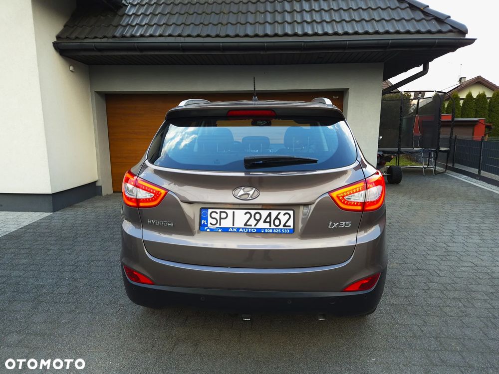 Hyundai ix35 2.0 2WD Trend - 12